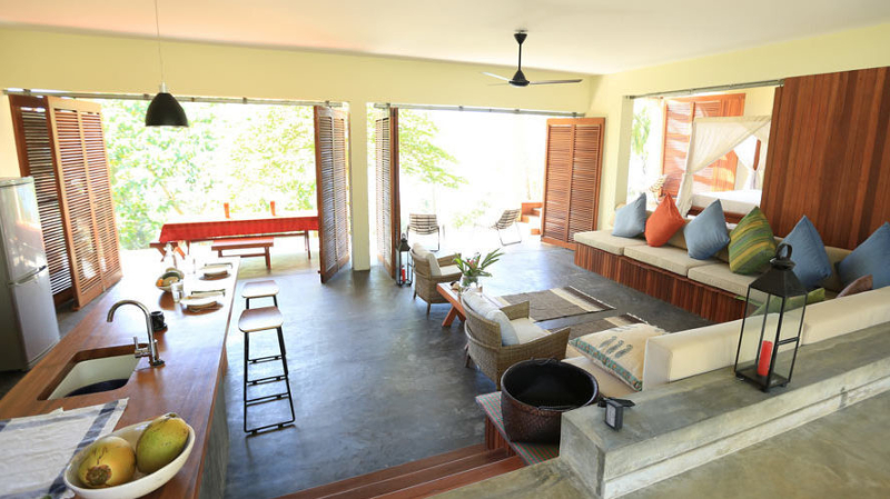 Stow House a Luxury Beachfront Villa with Pool in Tangalle, Sri Lanka