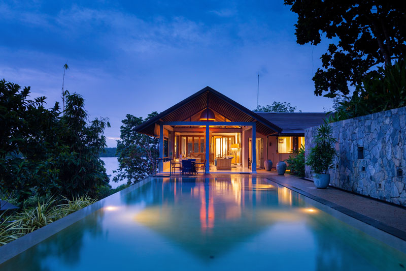 Sea Heart House a Lakefront Villa in Koggala, Sri Lanka